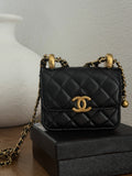 The Élise Chain Wallet